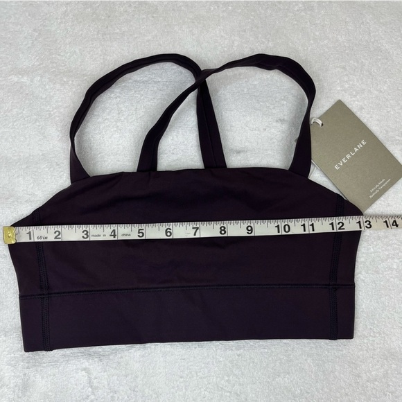 NWT Everlane The Perform Crossed Back Strap Cropped Top Eggplant Size XS - Picture 10 of 10